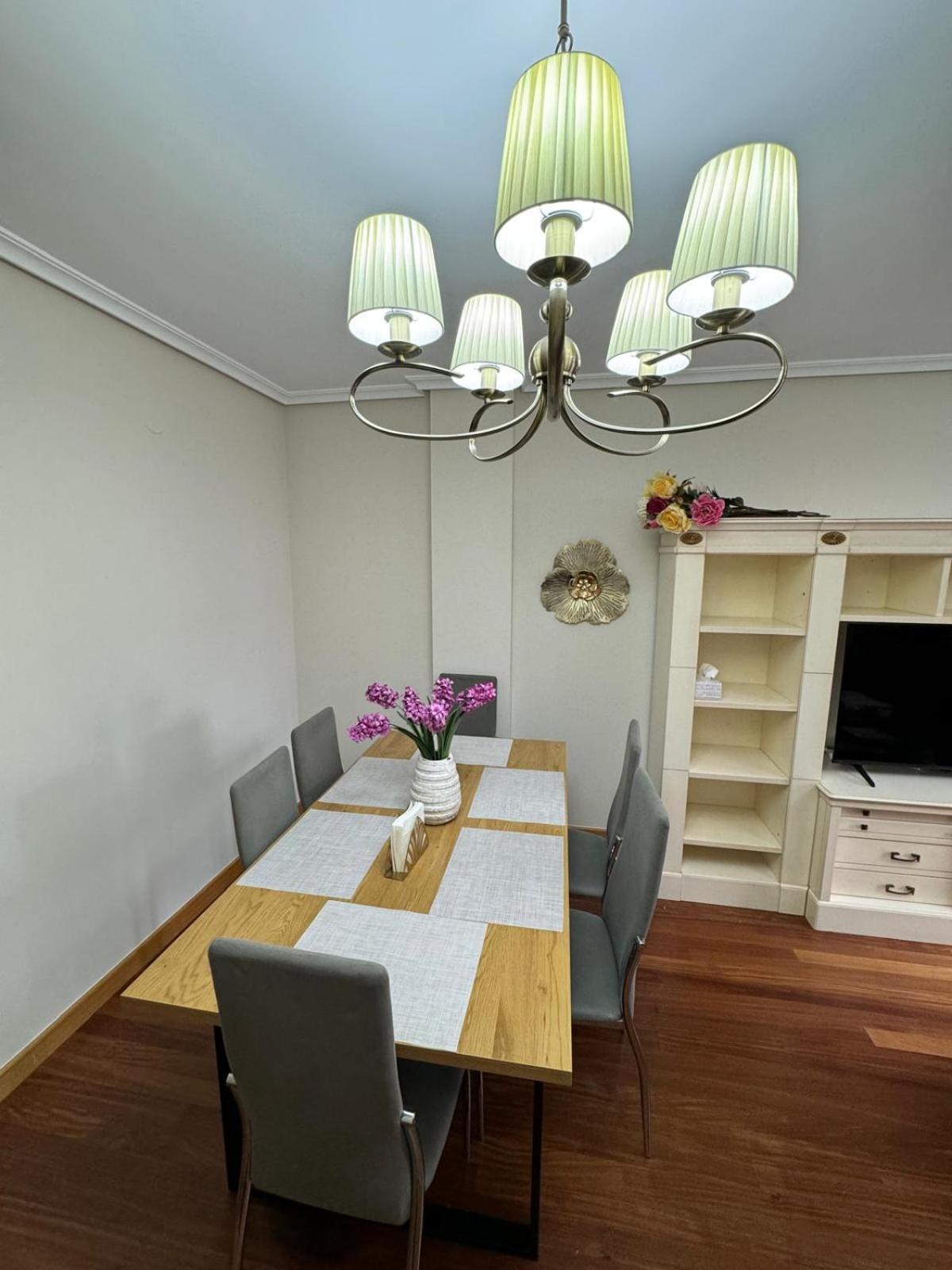 Avanza 4 Plaza Galicia Sarria Exterior photo